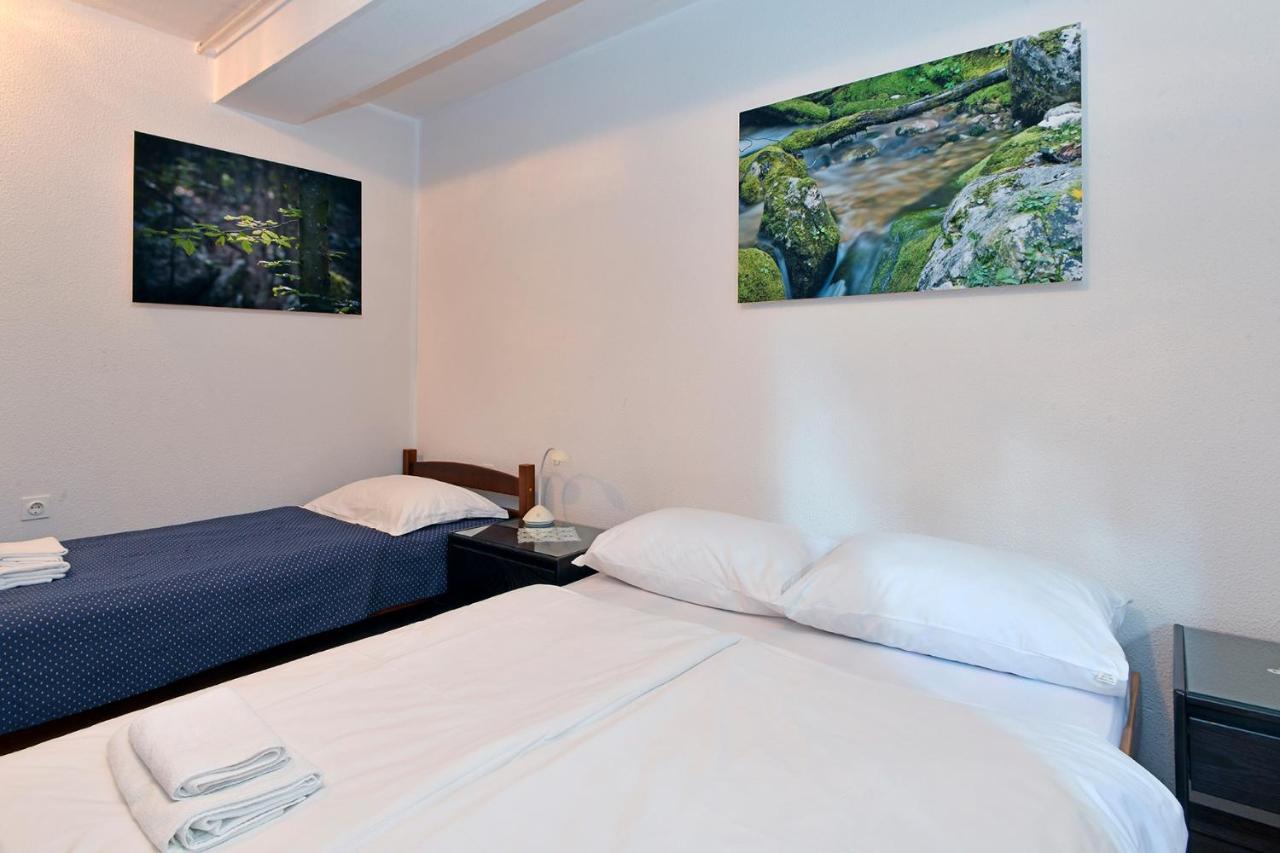 Gostilna Lokve Bed & Breakfast Exterior photo